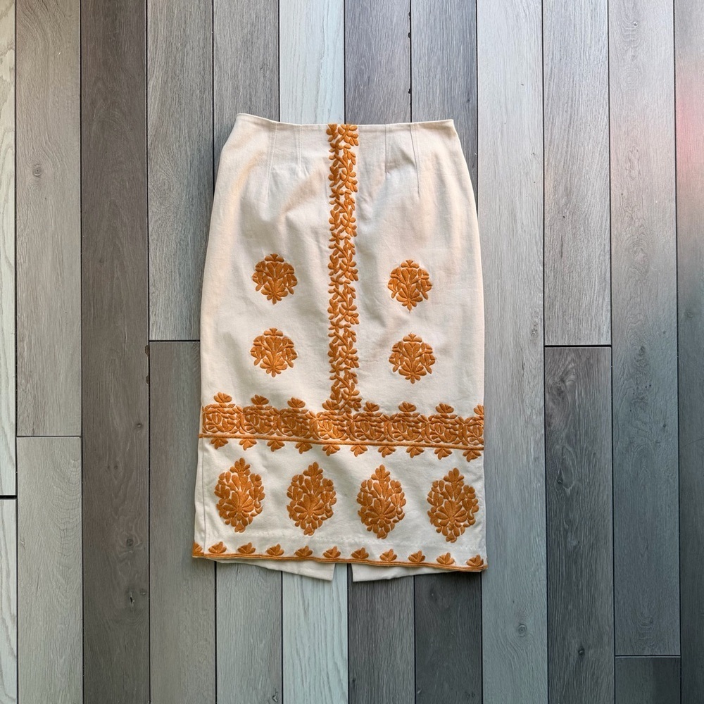 Anthropologie Verona Embroidered Pencil Skirt.